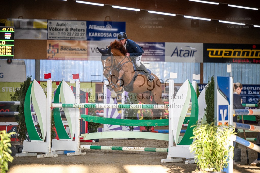 DOS_3490 | Entdecke hochwertige Reitturnierfotos von Foto Oger. Professionell, emotional und authentisch – jetzt Lieblingsmomente im Shop bestellen. - Realisiert mit Pictrs.com