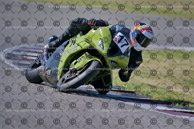 26BT02-0386 | markuskiefer.com - Realisiert mit Pictrs.com