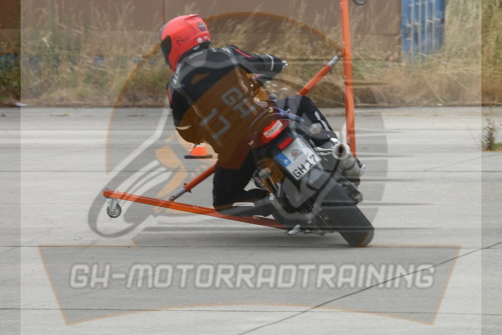 IMG_3211 | gh-motorradtraining-foto.de - Realisiert mit Pictrs.com