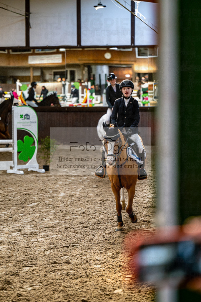 20240309-DOS_6450 | Entdecke hochwertige Reitturnierfotos von Foto Oger. Professionell, emotional und authentisch – jetzt Lieblingsmomente im Shop bestellen.Deutschlandweite Turnierfotografie. - Realisiert mit Pictrs.com