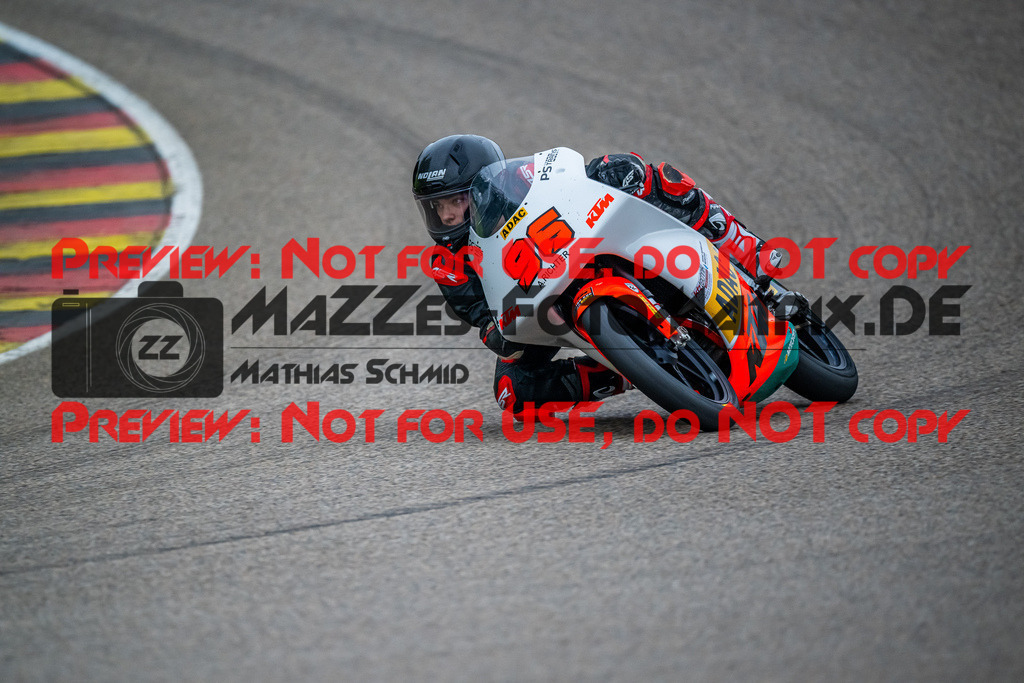 MaZZes_FotoMatrix_240503_6007705_1463 | KTM