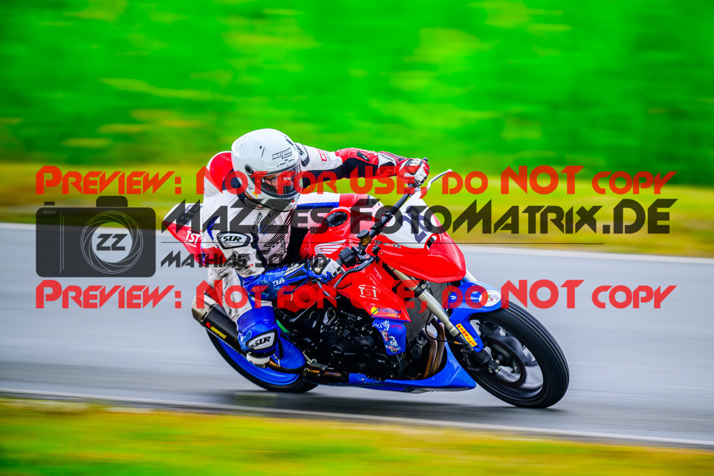 MaZZes_FotoMatrix_240727_6007705_9568 | TWIN