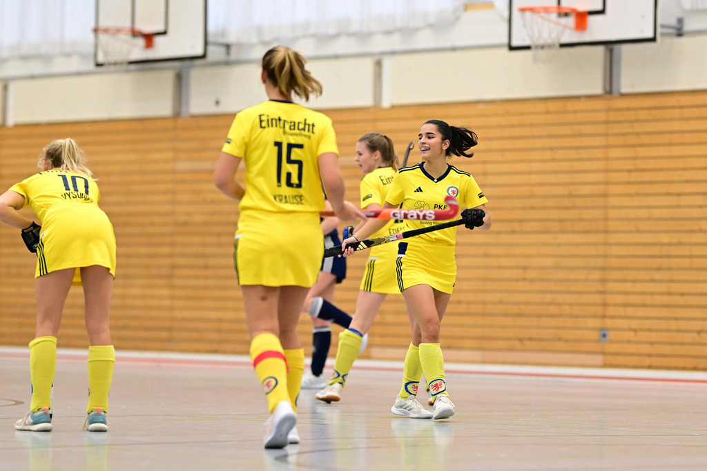 Hockey I Frauen I Saison 2023-2024 I 2. Bundesliga Nord I 4. Spieltag I TG Heimfeld - Eintracht Braunschweig | Der Sportfotograf. - Realisiert mit Pictrs.com