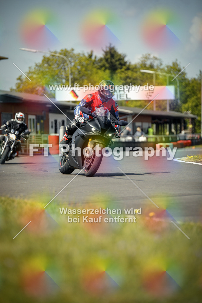 OBK_Mai_Justin_Uwe-10752 | Hier findet Ihr Bilder von Touristenfahrten auf der Nürburgring Nordschleife oder von anderen Veranstaltungen die ich besucht habe. Viel Spass beim Durch Schauen 