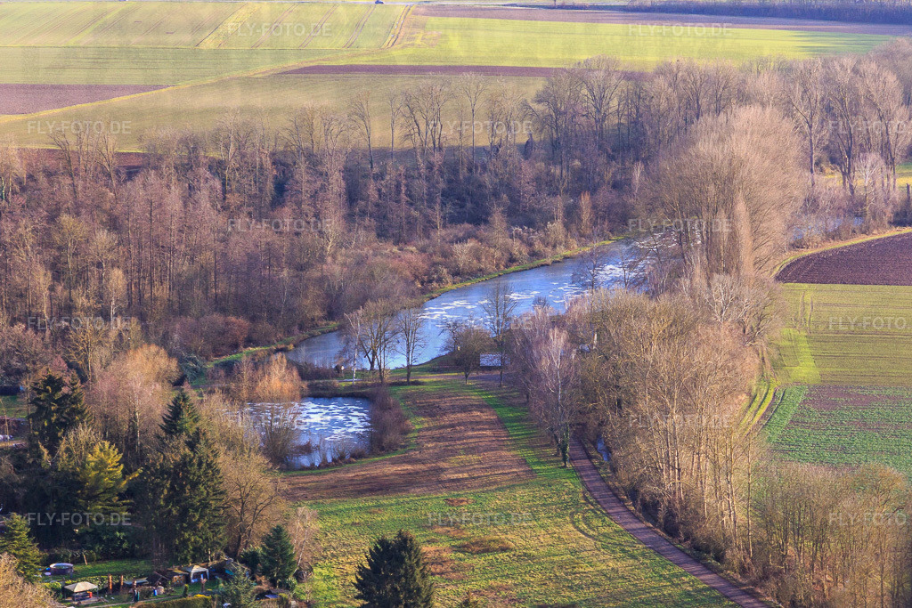 ASV Klares Wasser Insheim am Quodbach im Winter | Luftbild: ASV Klares Wasser Insheim am Quodbach im Winter in Insheim im Bundesland Rheinland-Pfalz in Deutschland. Foto: IMG_145212.jpg vom 12.01.2025 durch ©2025 Werner Riehm fly-foto.de/copyright - Realisiert mit Pictrs.com