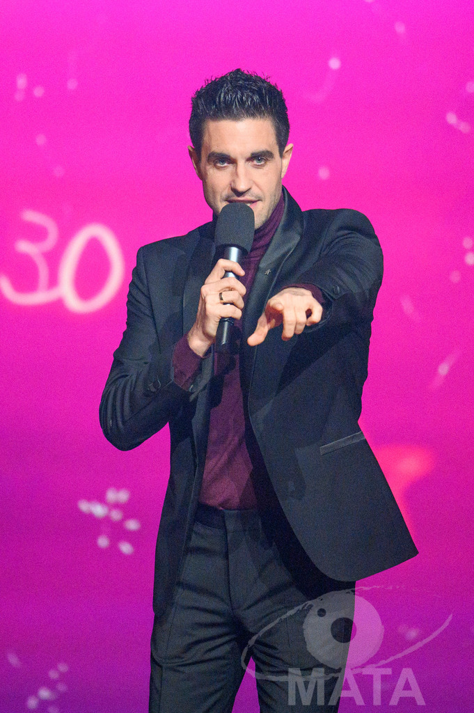 _DWA1375 | Dominik Glöbl bei '30 Jahre Sternstunden-Gala 2023' in der Frankenhalle. Nürnberg, 15.12.2023 - Realisiert mit Pictrs.com