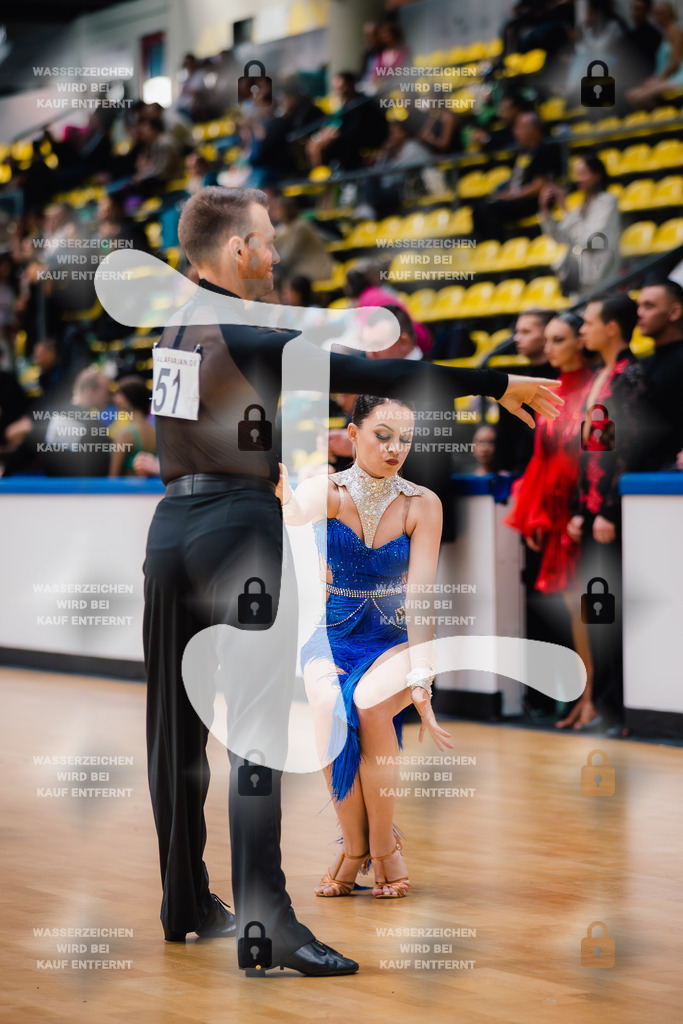 Hessen Tanzt WDSF International Open Latin 63rd (51) Janik Potten _ Berna Alieva (TC Rot-Gold Würzburg)-2025-05-18-3049 | Webshop for digital downloads and prints of dance sport, event & show photographer Julian Link - Realisiert mit Pictrs.com