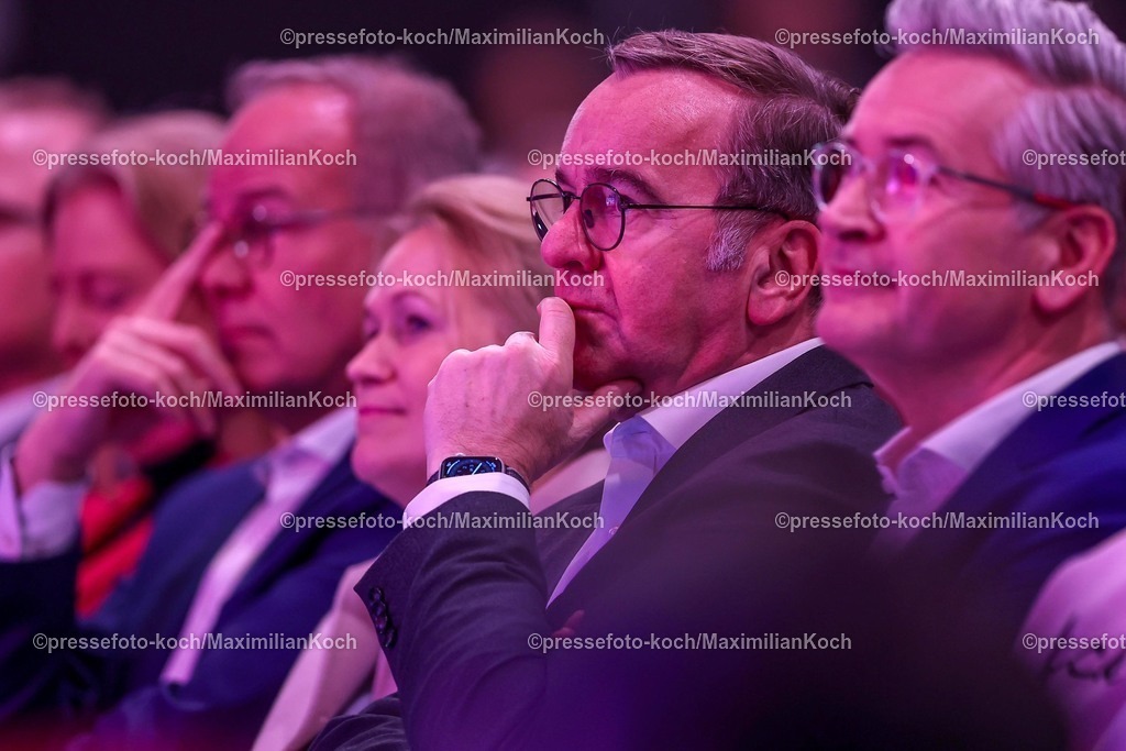 SPD21022502072 | 21.02.2025, Wahlkampfveranstaltung SPD,  Abschlusskundgebung der Sozialdemokratische Partei Deutschlands vor den Bundestagswahlen, Westfalenhalle Dortmund. Im Bild: Verteidigungsminister Boris Pistorius (Bundesverteidigungsminister)