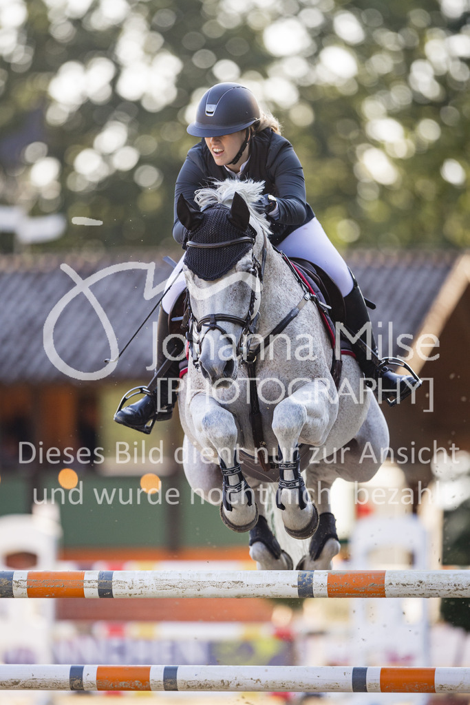 230826_Delbrueck_S1-Spr-945 | Deine schönsten Turniermomente als professionelle Fotos! Entdecke hochwertige Pferdesport-Fotografie im Online-Shop. Jetzt Fotos finden & bestellen!
