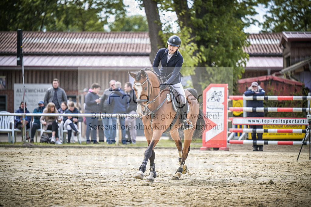 DOS_7625 | Entdecke hochwertige Reitturnierfotos von Foto Oger. Professionell, emotional und authentisch – jetzt Lieblingsmomente im Shop bestellen.Deutschlandweite Turnierfotografie. - Realisiert mit Pictrs.com