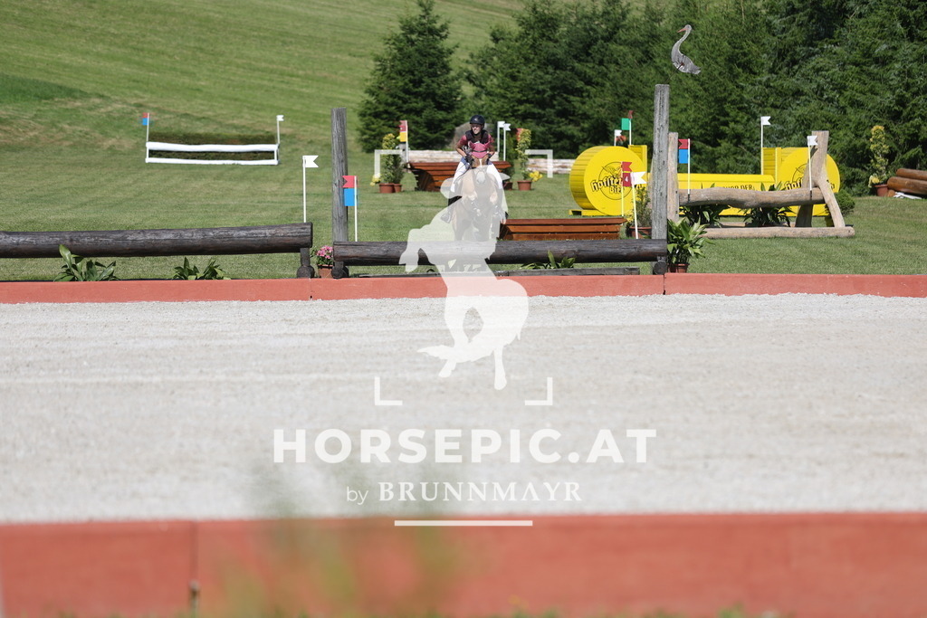 0P6A6130 | Willkommen bei Brunnmayr - Design & Fotografie – Ihrem Spezialisten für Reitturniere und Pferdeveranstaltungen in Oberösterreich, Salzburg und Bayern! Seit über 17 Jahren sind wir leidenschaftlich dabei.