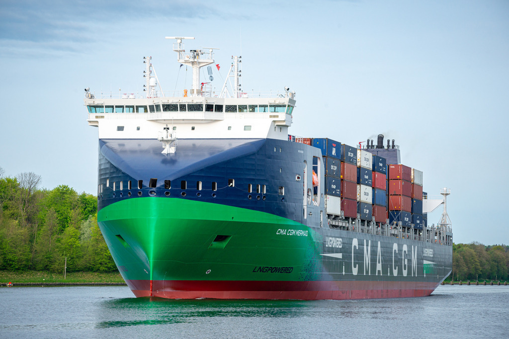 CCL_6422 | Entdecken Sie hochwertigen Fotodruck auf Leinwand, Acrylglas, Alu-Dibond und weiteren Materialien bei Fotodruck Online. Gestalten Sie individuelle Wandbilder in bester Qualität – ideal für besondere Erinnerungen und stilvolle Dekorationen. 