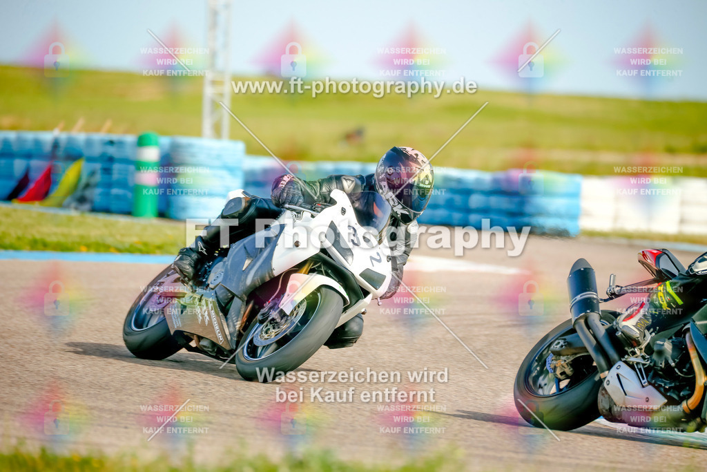 _MOT0380 | Hier findet Ihr Bilder von Touristenfahrten auf der Nürburgring Nordschleife oder von anderen Veranstaltungen die ich besucht habe. Viel Spass beim Durch Schauen 