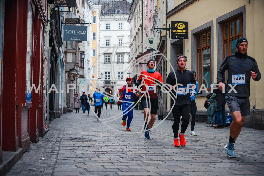 SILVESTERLAUF LINZ 25 | Linz, AUSTRIA, 31. Dezember 25, TRIRUN SILVESTERLAUF LINZ 25 , Image shows: 
Photo: WAPICS / BINDER Manuel