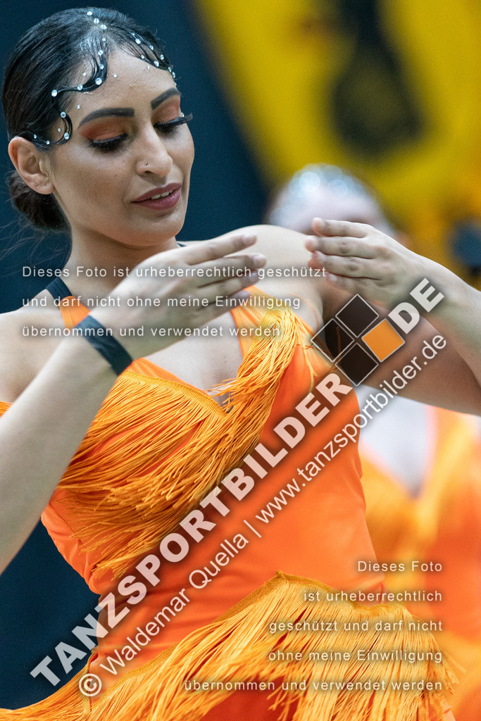 20230325-13020 | Hier finden Sie Tanz Bilder vom Latein und Standard Formationen tanzen. Sportbilder vom Tanzsport. Schöne Fotos und von Weltmeisterschaft, Europameisterschaft, Bundesliga, Regionalliga, Oberliga und Landesliga sowie von GOC Stuttgart, DanceComp, WM Bremen