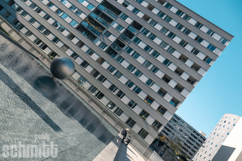 PS-Donau-City-2026-17 | Entdecke die größte Bildgalerie der Region mit Fotografien aus dem Allgäu, der Bodenseeregion, Oberschwaben, dem Donautal und der Schwäbischen Alb. Landschaften, Luftaufnahmen und Reisefotografie als Wandbild und Fotokunst. - Realisiert mit Pictrs.com
