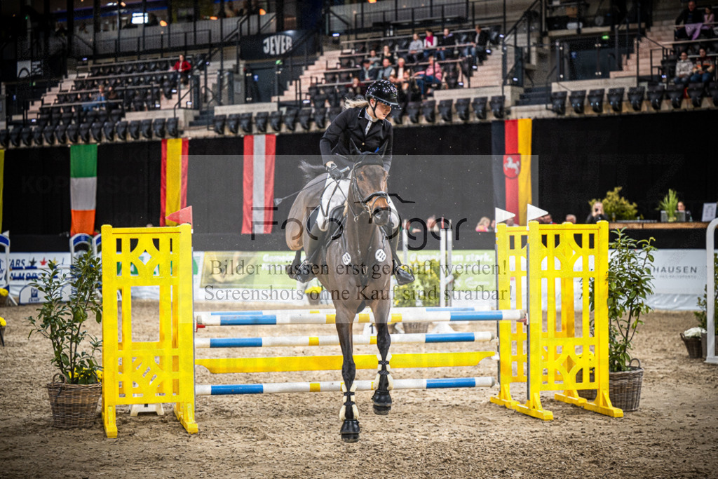 DOS_2264 | Entdecke hochwertige Reitturnierfotos von Foto Oger. Professionell, emotional und authentisch – jetzt Lieblingsmomente im Shop bestellen.Deutschlandweite Turnierfotografie. - Realisiert mit Pictrs.com