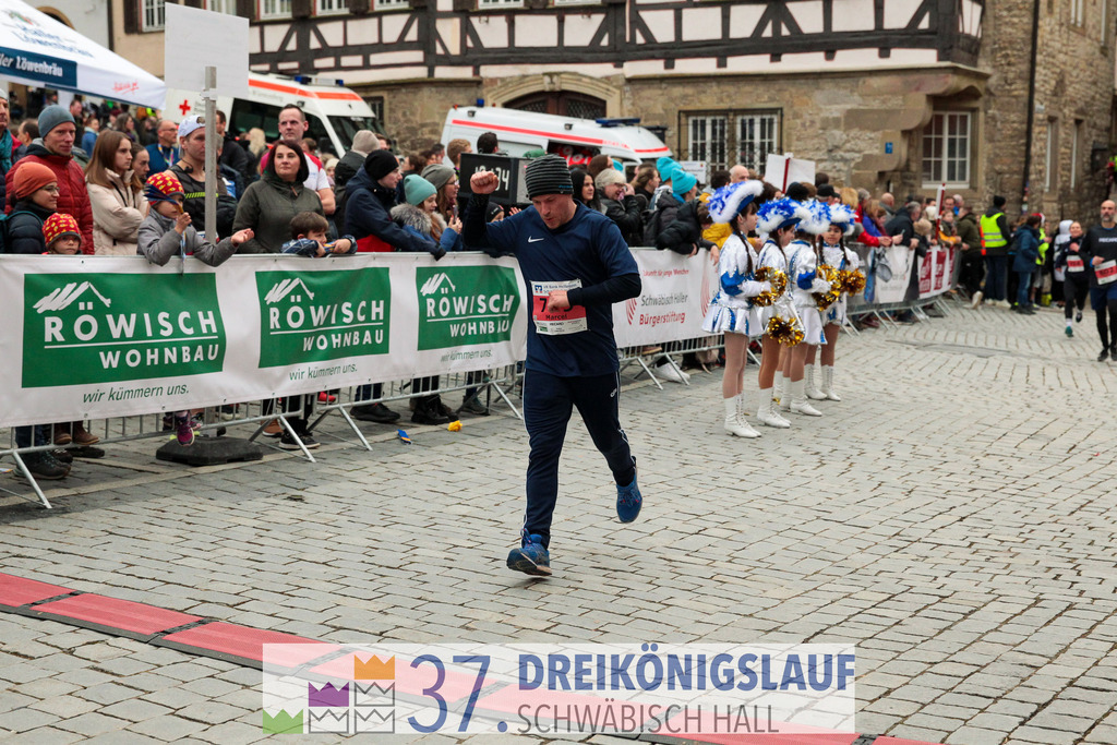 VR Bank Hauptlauf 10000m | 3 Koenigslauf 2023 - Realisiert mit Pictrs.com