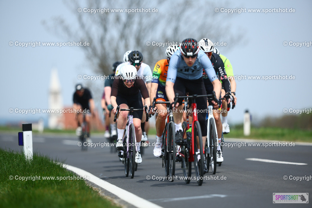 851_TRA56115 | Neusiedlersee Radmarathon 2026@sportshot_your_pictrs #yourpictures#roadtowm2029 #nrm #neusiedlerseeradmarathon #neusiedlersee #neusiedlerseetourismus #burgenland #mörbisch #nrm26 #burgenlandtourismus #voglundco #poweredbyburgenlandtourismus #radsport #rad #marathon #ucigranfondo #visitburgenland #ucigranfondoworldseries