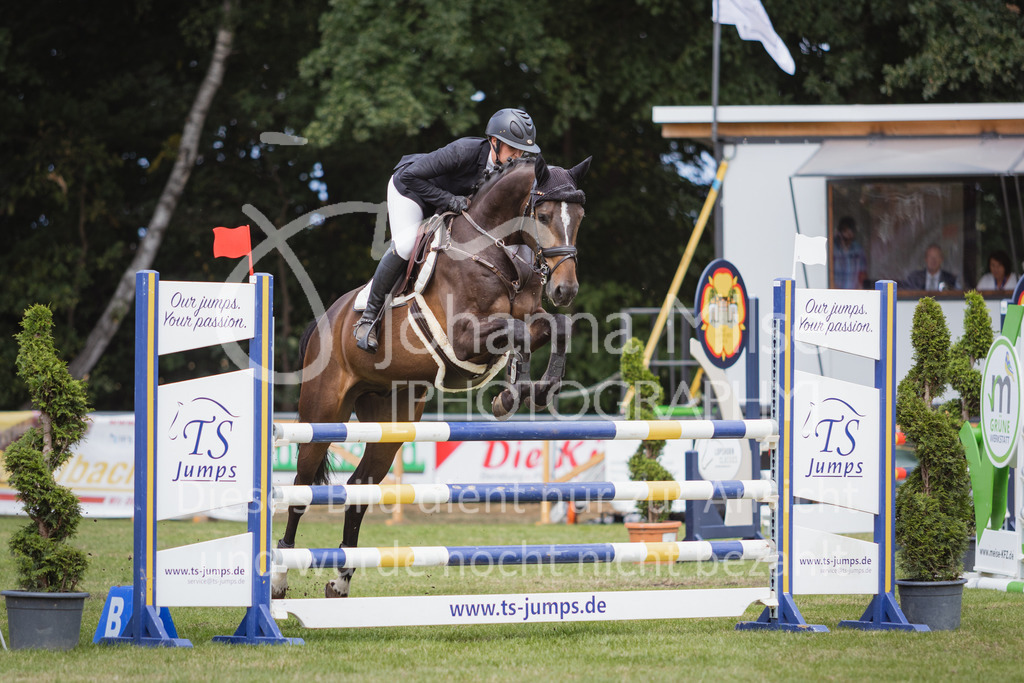 220715_LC_SprPfL2-332 | Deine schönsten Turniermomente als professionelle Fotos! Entdecke hochwertige Pferdesport-Fotografie im Online-Shop. Jetzt Fotos finden & bestellen!