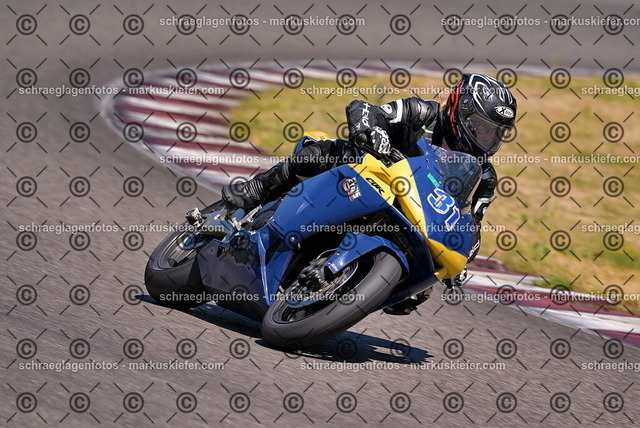26bt05-1128 | markuskiefer.com - Realisiert mit Pictrs.com