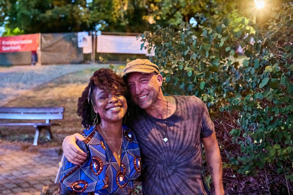 AfraKane_Vauban2022 31 | Stockfotos, Picsomania, MGM-Services, Michael Gerlach, Auftragsbilder, Auftragsarbeiten, Workshops, Shooting, Reisefotografie, Produktfotografie, Foodfotografie, Hochzeitsfotografie, Saarland, Fotografin, Fotograf, Hochzeitsbilder, Saarlouis, Hundeshootin