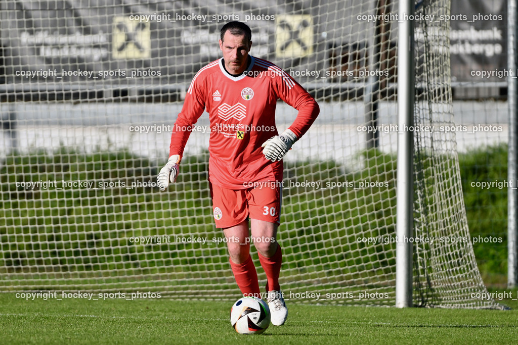 WSG Radenthein vs. URC Thal Assling | #30 Stefan Takats WSG Radenthein, WSG Radenthein vs. URC Thal Assling, WSG Radenthein vs. URC Thal Assling am 30.05.2025 in Radenthein (Sportplatz Radenthein), Austria, (Photo by Bernd Stefan)
