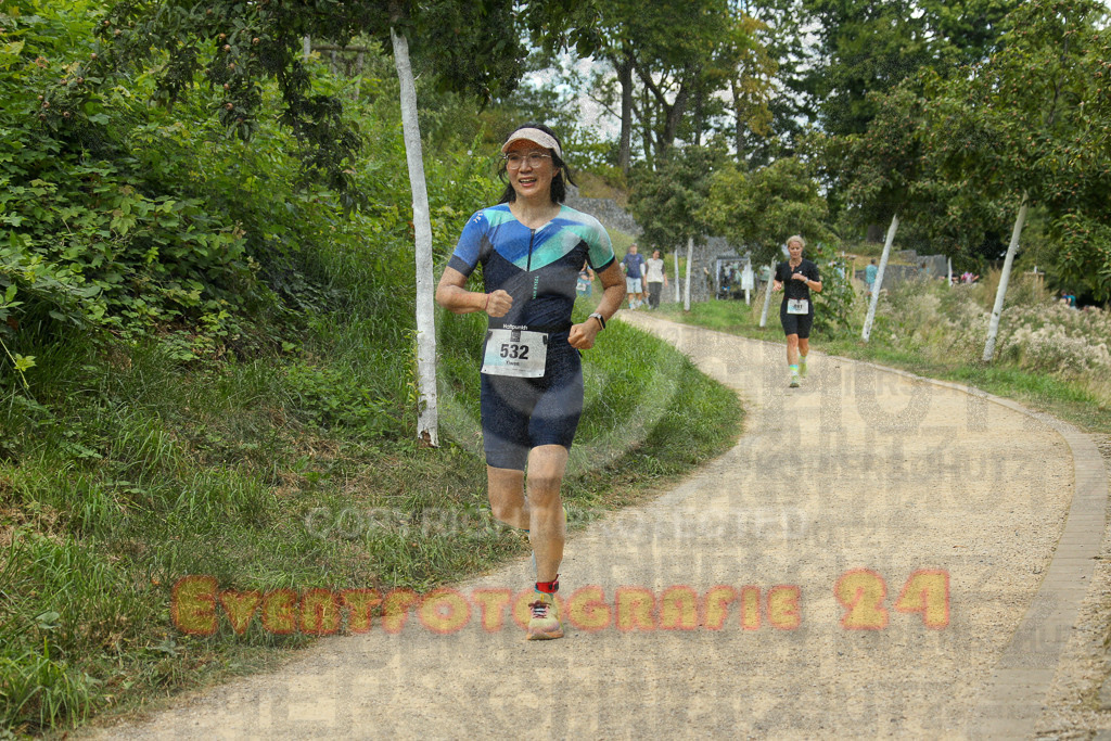 250824_1419_EX1_5786 | Sportfotografie im Rhein-Sieg Kreis, Köln, Bonn, NRW, Rheinland Pfalz, Hessen, etc. Unser Tätigkeitsfeld umfasst den Laufsport vom Volkslauf über den Marathon, Duathlon, Triathon bis zum Ultralauf wie Kölnpfad Ultra oder Schindertrail.