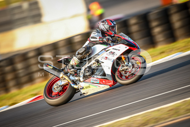 0022-250904NR-009_22 | Deine Full-Service-Agentur für ✔️Videoproduktionen und ✔️Motorsportfotografie Jetzt Angebot anfragen!
