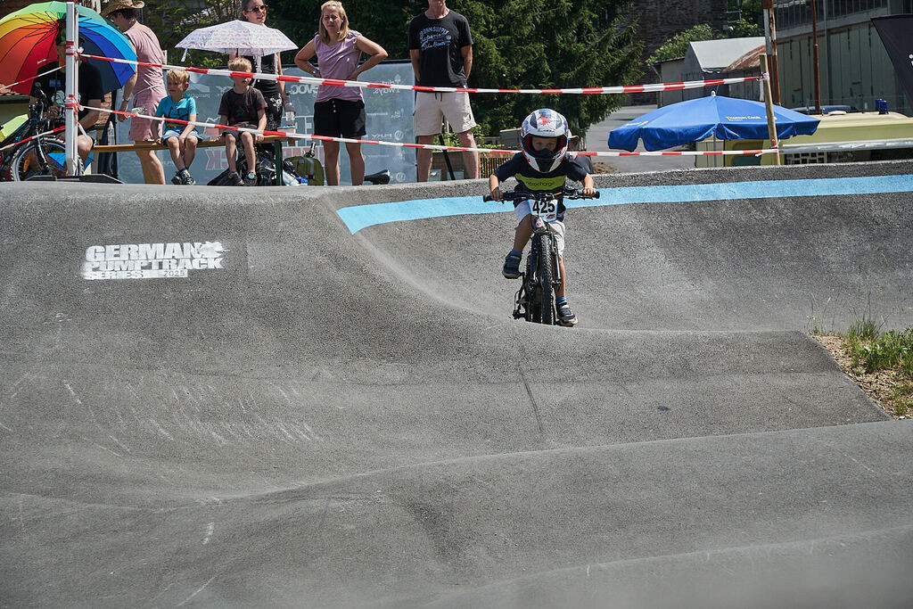 Waldsolms_25__DSC8237@sebastiankopp | German Pumptrack Series - Realisiert mit Pictrs.com