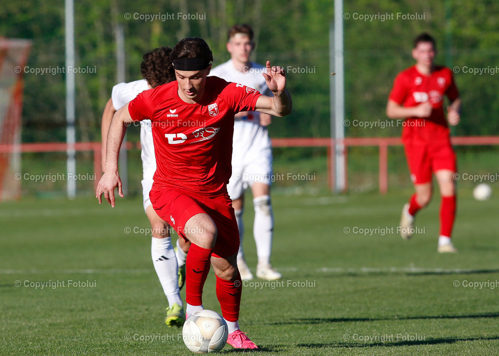 A_LUI-20250419_30 | SPORT FUSSBALL REGIIONALLIGAMITTE ASKOE OEDT-WAC AMATEURE 19.4.2025 IM BILD: BEN TRAVIS WOERNDL (OEDT)  FOTO:FOTOLUI