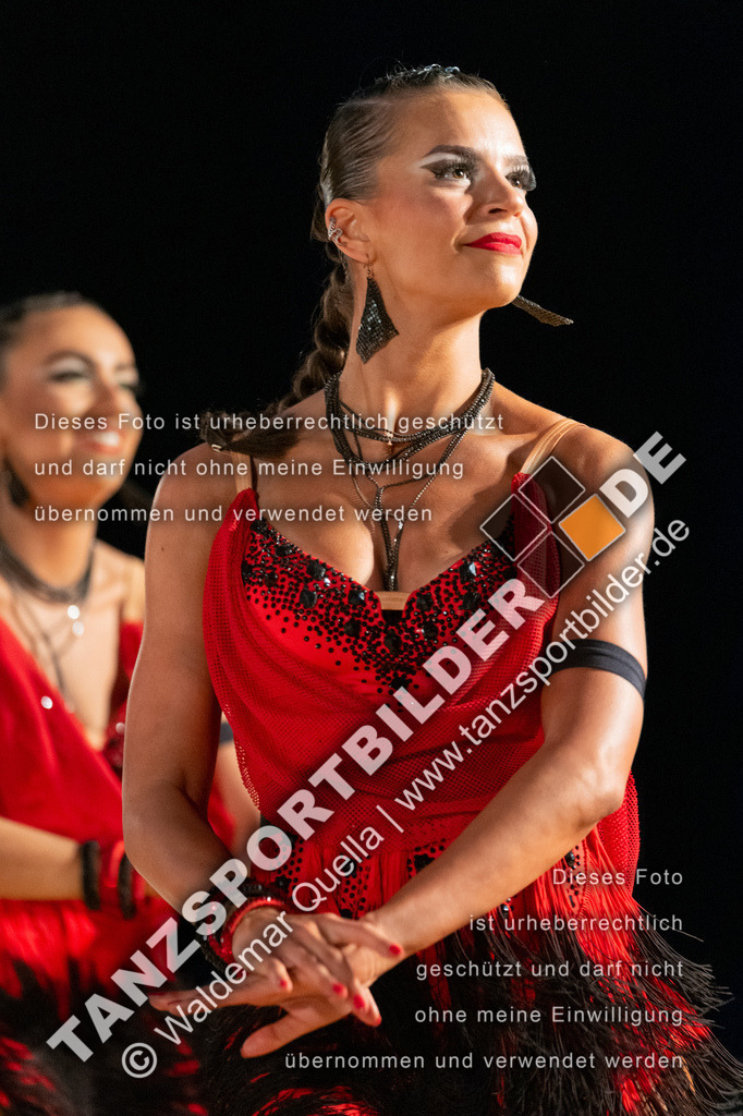 20250504-01451 | Hier finden Sie Tanz Bilder vom Latein und Standard Formationen tanzen. Sportbilder vom Tanzsport. Schöne Fotos und von Weltmeisterschaft, Europameisterschaft, Bundesliga, Regionalliga, Oberliga und Landesliga sowie von GOC Stuttgart, DanceComp, WM Bremen