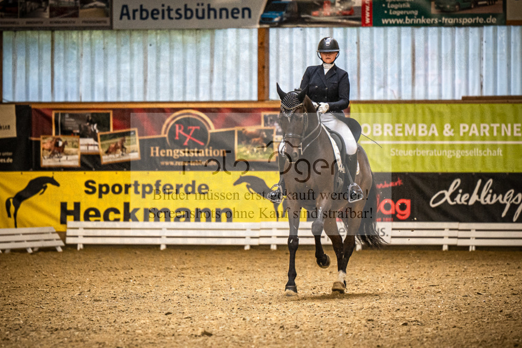 DOS_0222 | Entdecke hochwertige Reitturnierfotos von Foto Oger. Professionell, emotional und authentisch – jetzt Lieblingsmomente im Shop bestellen.Deutschlandweite Turnierfotografie. - Realisiert mit Pictrs.com