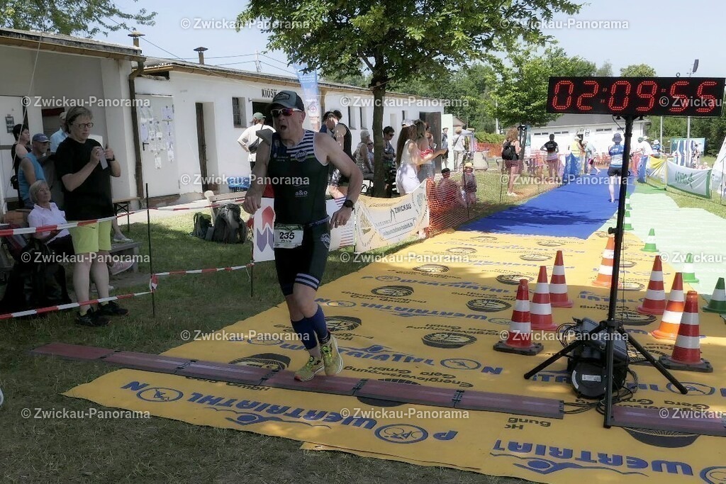 2025_0614_KoberbachTriathlon_Orga_011 | Urban. Natur. Panorama. Luftbild. 
Der Bildershop für aufregende Perspektiven!
Für Deko, Wandbild und Kalender!
Wir bringen LED-Bilder zum Leuchten!
