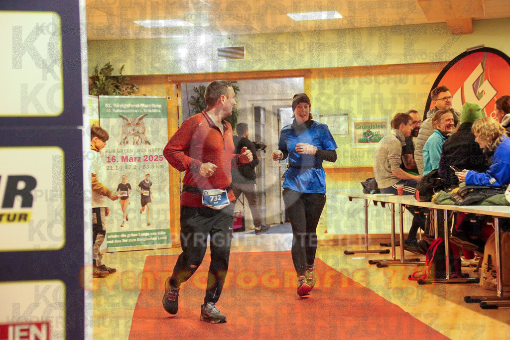 241208_1149_EX1_6671 | Sportfotografie im Rhein-Sieg Kreis, Köln, Bonn, NRW, Rheinland Pfalz, Hessen, etc. Unser Tätigkeitsfeld umfasst den Laufsport vom Volkslauf über den Marathon, Duathlon, Triathon bis zum Ultralauf wie Kölnpfad Ultra oder Schindertrail.