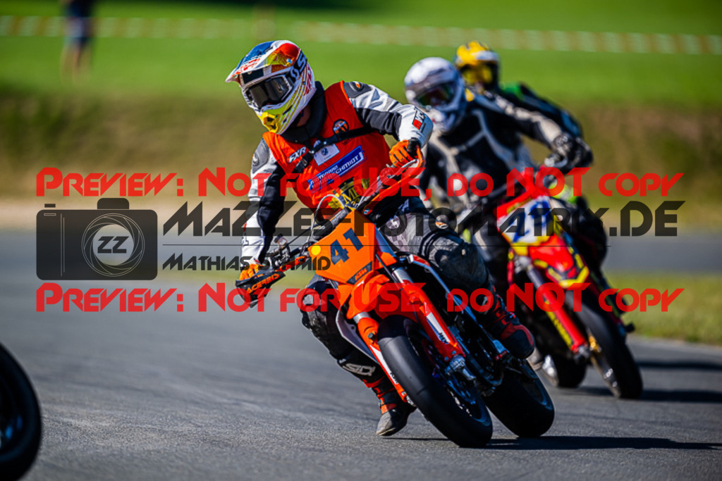 MaZZes_FotoMatrix_220904_7488 | S3