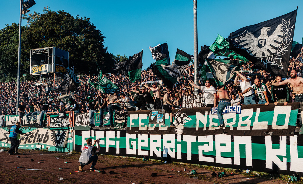 20250509-scp-bsc-0228 | Das ist die Fotodatenbank für authentische Sportfotografie aus Münster: Markus Paletta fotografiert Teams, Sportler:innen, Kinder, Events & Unternehmen. - Realisiert mit Pictrs.com