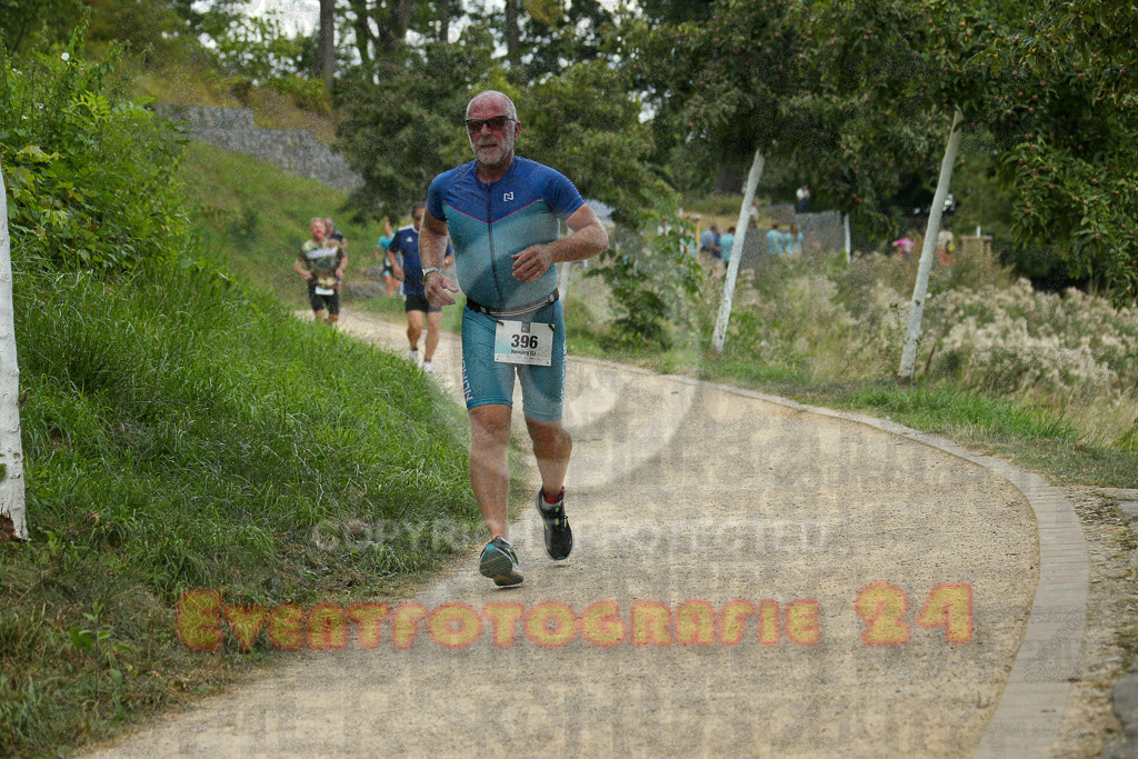 250824_1357_EX1_4423 | Sportfotografie im Rhein-Sieg Kreis, Köln, Bonn, NRW, Rheinland Pfalz, Hessen, etc. Unser Tätigkeitsfeld umfasst den Laufsport vom Volkslauf über den Marathon, Duathlon, Triathon bis zum Ultralauf wie Kölnpfad Ultra oder Schindertrail.