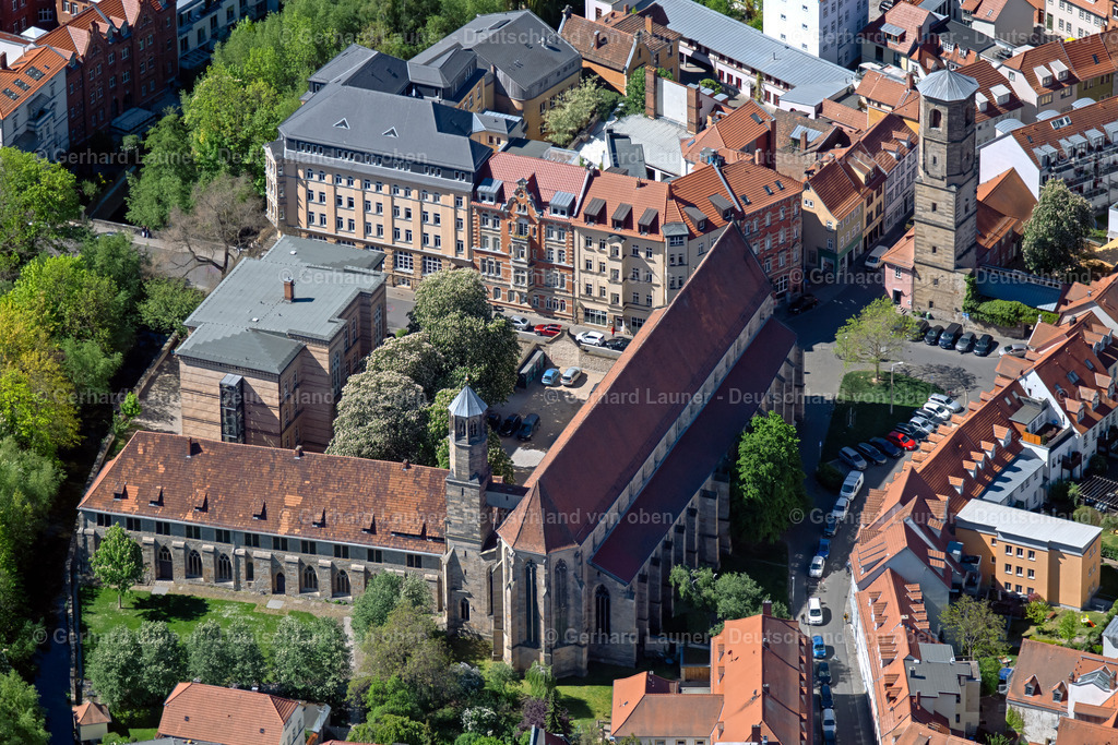 4026649 | ERFURT 07.05.2020 Evangelisches Ratsgymnasium und Kirchengebäude der " Predigerkirche " an der Predigerstraße in Erfurt im Bundesland Thüringen, Deutschland. // Church building of " Predigerkirche " on Predigerstrasse in Erfurt in the state Thuringia, Germany. Foto: Gerhard Launer