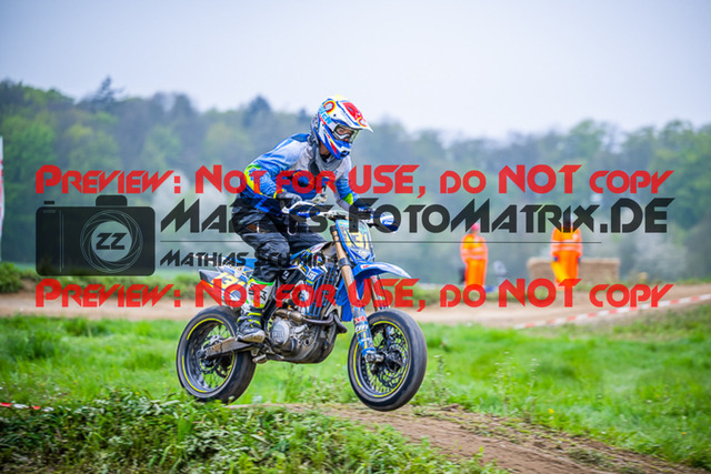 MaZZes_FotoMatrix_230507_7460 | UE40