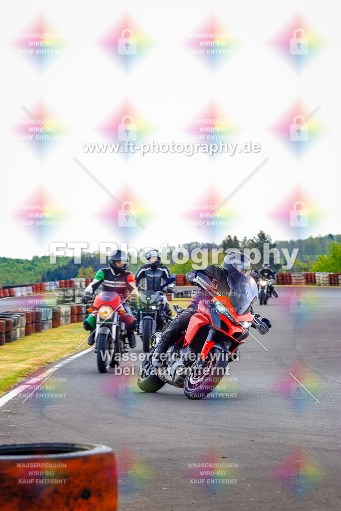 _OTO3062 | Hier findet Ihr Bilder von Touristenfahrten auf der Nürburgring Nordschleife oder von anderen Veranstaltungen die ich besucht habe. Viel Spass beim Durch Schauen 