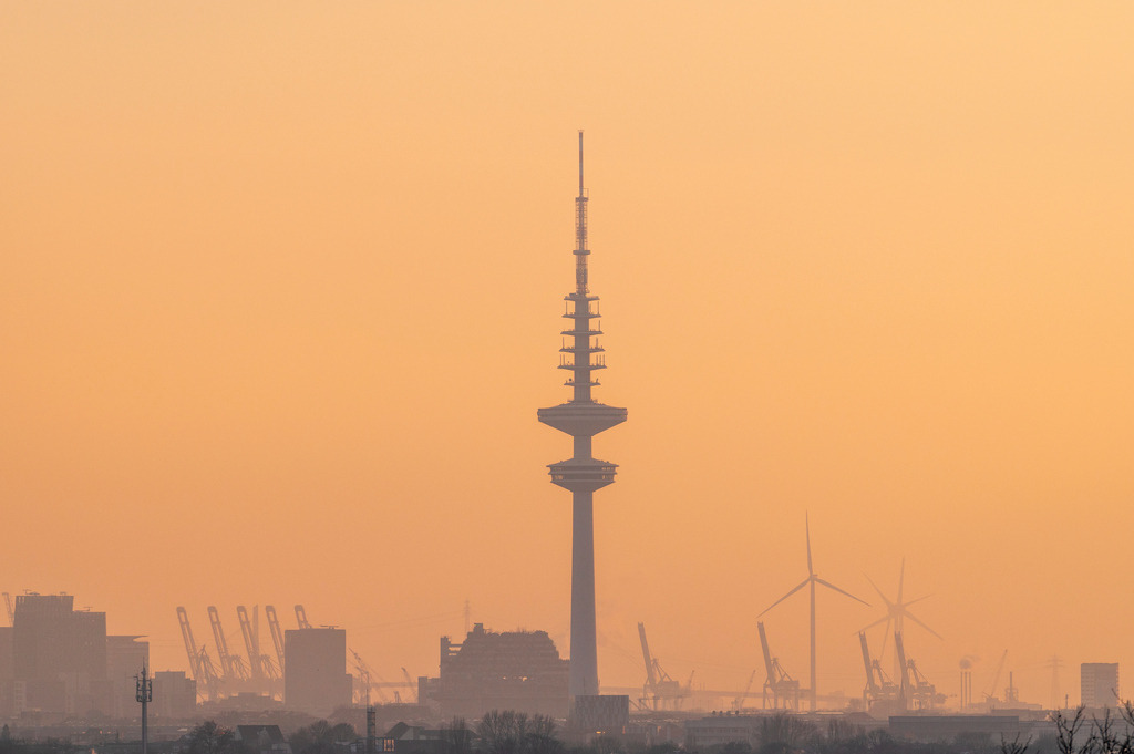 2025_02_09_HH-CITY NORD+STADTPARK_MCP5559 | Hochwertig gedruckte Fotografien für die Wand, als Kalender und zum Verschenken. Hamburg & Norddeutschland und überall wo ich mit der Kamera unterwegs war.
