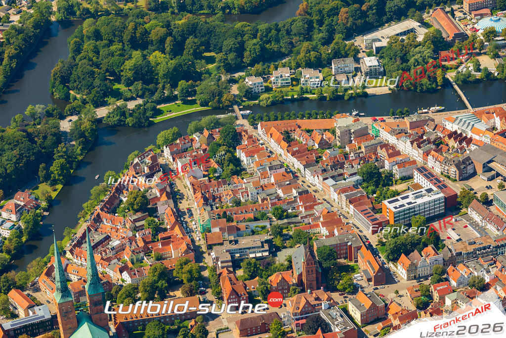 Schöne Luftaufnahme als Geschenk in Denkwartsgrube Lübeck - Die Luftbildaufnahme wurde 2025 vom UL-Flugzeug heraus erstellt ( keine Drohne ) - Hochauflösende Luftaufnahme -Nicht vergleichbar mit Google Maps oder Satelittenbilder- Die Geschenkidee !Mit Lizenz und Bildrechte bestellbar
