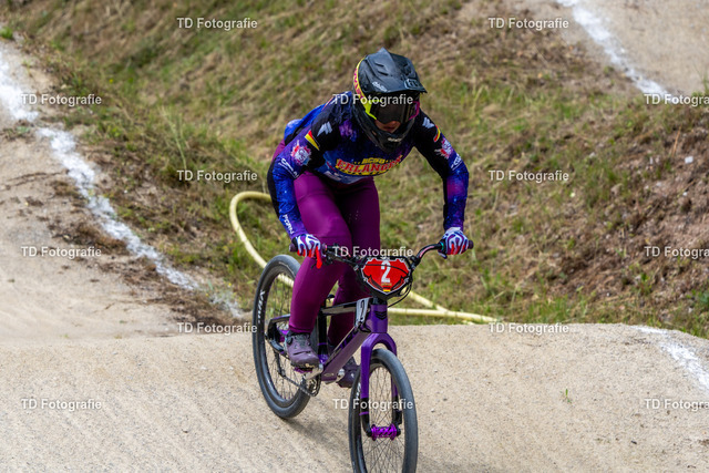BayBMX2026-05813 | Fotogalerie von Thomas Dettweiler mit Eventbildern und lizenzfreien Fotos. Perfekt als Wandbild, für Büro, Website oder private Nutzung. - Realisiert mit Pictrs.com