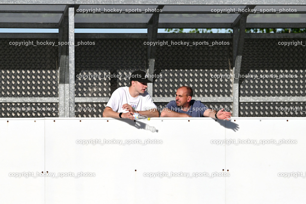 VAS Ballhockey Villach vs. ASKÖ Villach Ballhockey | Headcoach SV ASKÖ Ballhockey Peter Ahammer, VAS Ballhockey Villach vs. ASKÖ Villach Ballhockey , VAS Ballhockey Villach vs. ASKÖ Villach Ballhockey  am 13.05.2026 in Villach (Alpen Arena ), Austria, (Photo by Bernd Stefan)