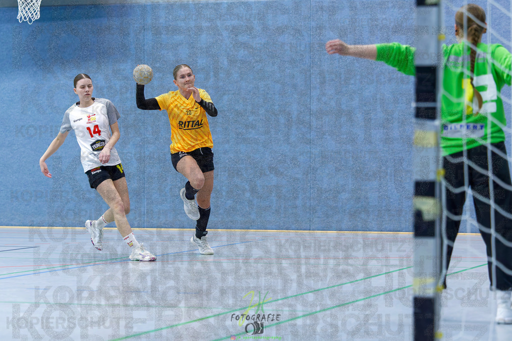 Frauen Oberliga Mitte (HHV); HSG Eibelshausen/Ewersbach - HSG Wettenberg II | Frauen Oberliga Mitte (HHV); HSG Eibelshausen/Ewersbach - HSG Wettenberg II am 13.12.2025 in Steinbrücken (Sporthalle am Hammerweiher)Photo © 2025 - Jörg Heinrich - Realisiert mit Pictrs.com