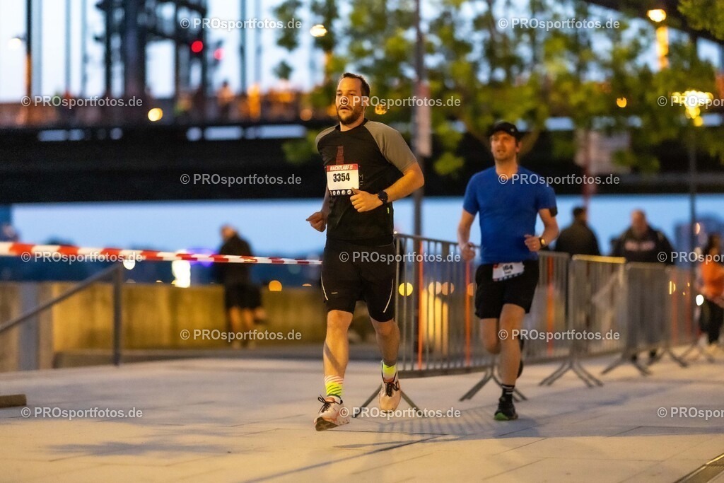 21. ASV Nachtlauf ; Köln, 08.05.24 | Impressionen vom 21. ASV Nachtlauf  am 08.05.24 in Köln (Deutschland). Foto: BEAUTIFUL SPORTS/Ulrich Faßbender