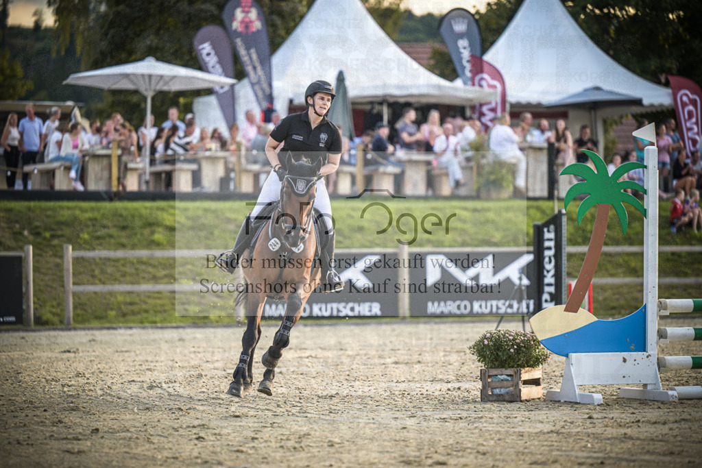DOS_1035 | Entdecke hochwertige Reitturnierfotos von Foto Oger. Professionell, emotional und authentisch – jetzt Lieblingsmomente im Shop bestellen.Deutschlandweite Turnierfotografie. - Realisiert mit Pictrs.com