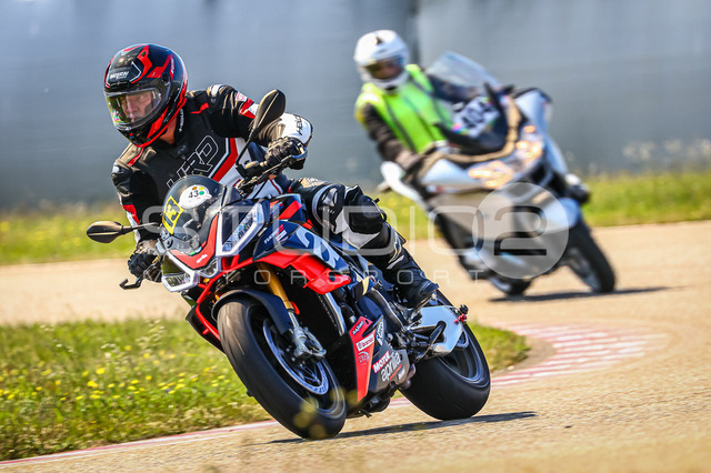 0013-260508DCB-010_13 | Deine Full-Service-Agentur für ✔️Videoproduktionen und ✔️Motorsportfotografie Jetzt Angebot anfragen!