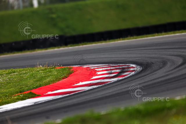 DTM125_042512075104215JS_JS | DTM, 1. + 2. Rennen Oschersleben 2025 - Foto: Gruppe C Photography - Realisiert mit Pictrs.com